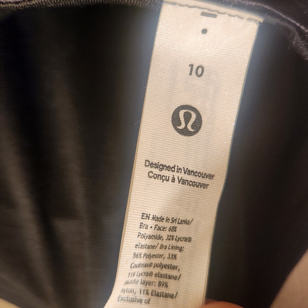 lululemon | Barry's Energy Longline Bra in Black Shine - Picture 8 of 8